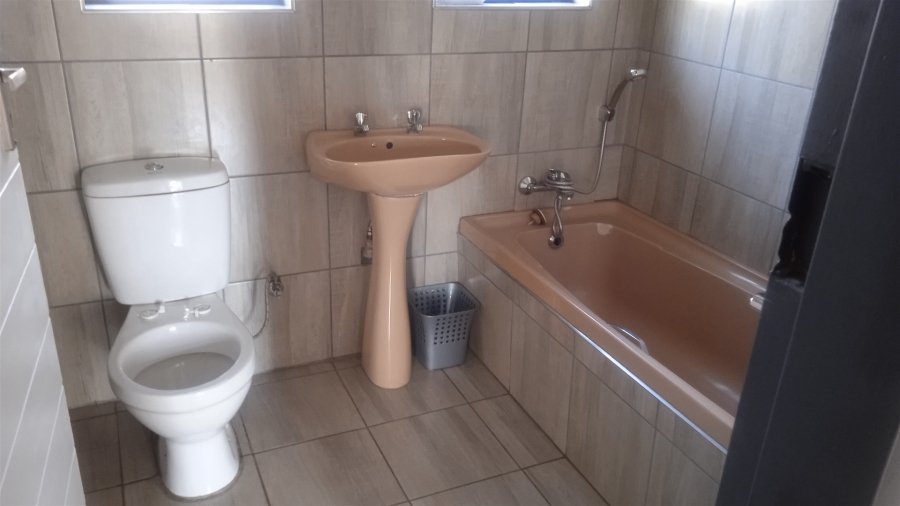 9 Bedroom Property for Sale in Bedworth Park Gauteng