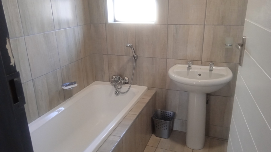 9 Bedroom Property for Sale in Bedworth Park Gauteng