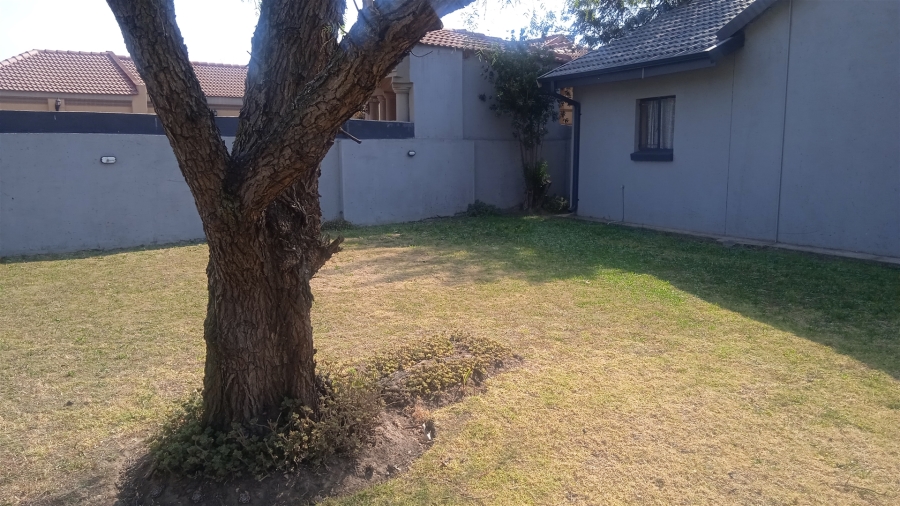 9 Bedroom Property for Sale in Bedworth Park Gauteng