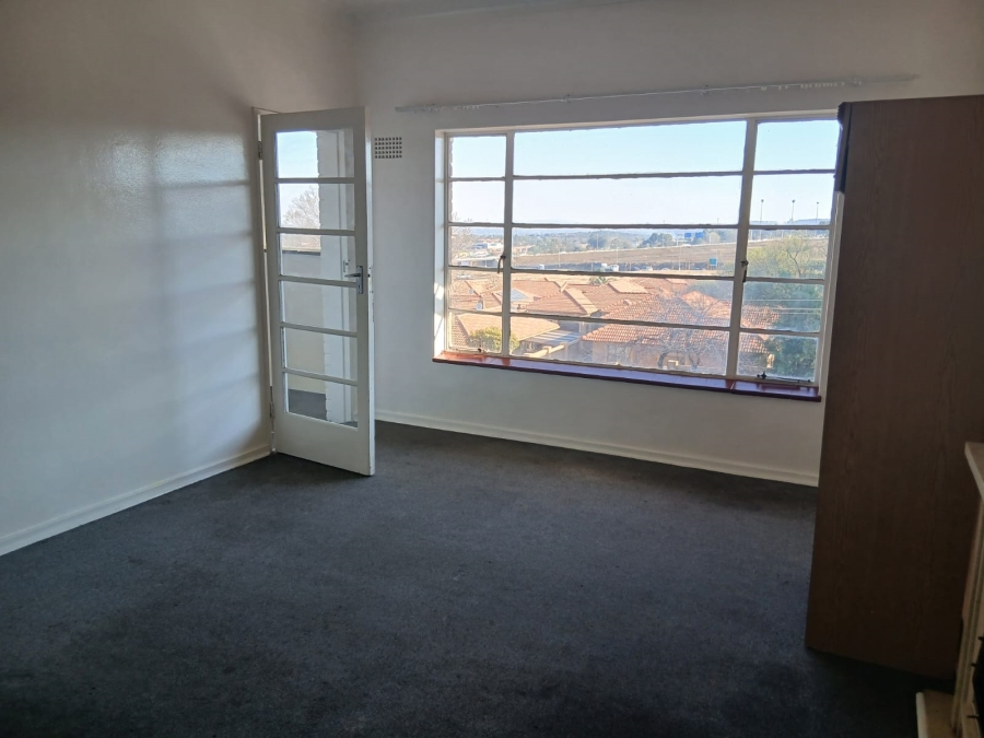 2 Bedroom Property for Sale in Lambton Gauteng