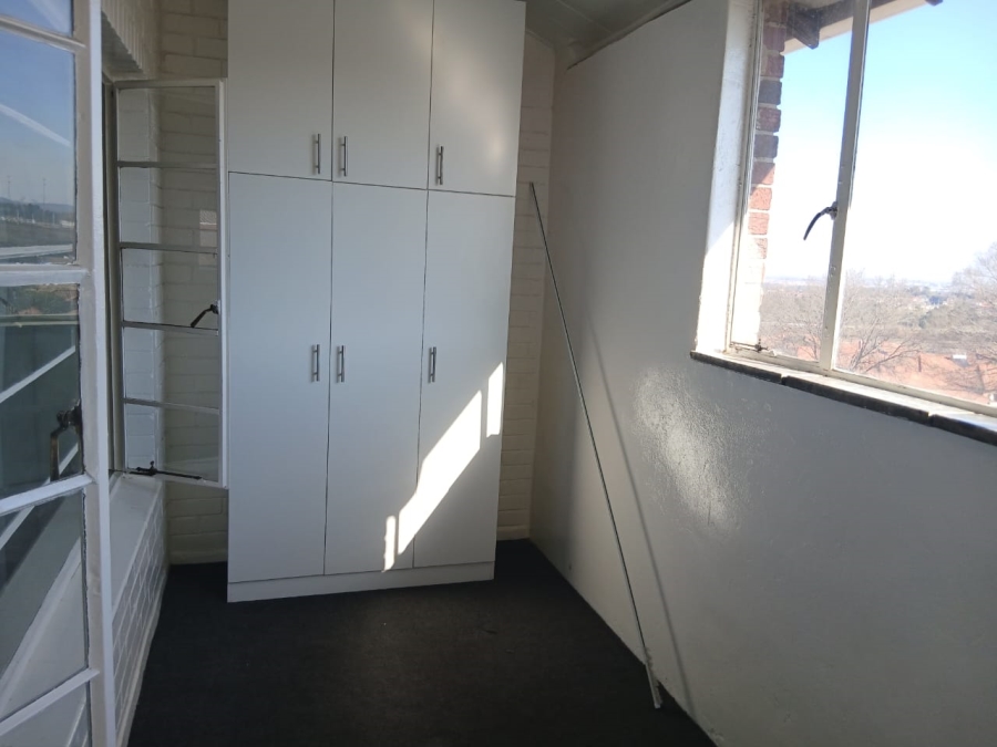 2 Bedroom Property for Sale in Lambton Gauteng