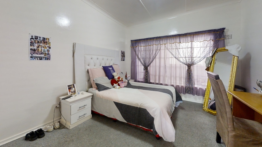 2 Bedroom Property for Sale in Lambton Gauteng
