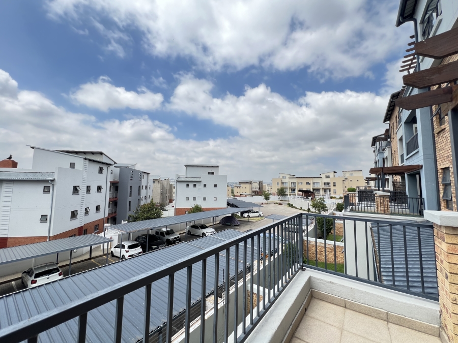 2 Bedroom Property for Sale in Barbeque Downs Gauteng