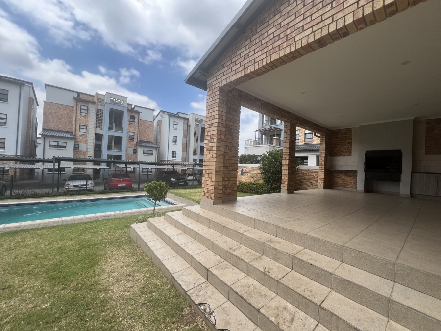 2 Bedroom Property for Sale in Barbeque Downs Gauteng