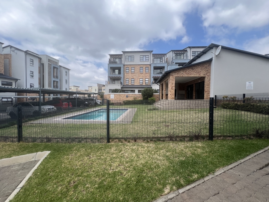 2 Bedroom Property for Sale in Barbeque Downs Gauteng