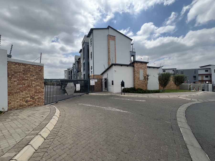 2 Bedroom Property for Sale in Barbeque Downs Gauteng