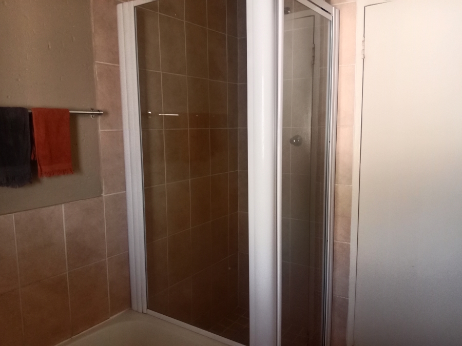2 Bedroom Property for Sale in Klippoortje Gauteng