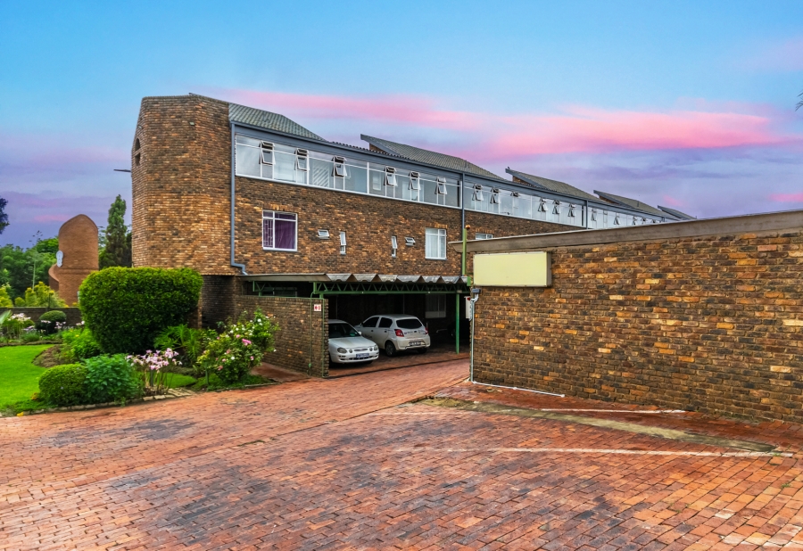 3 Bedroom Property for Sale in Lyttelton Manor Gauteng