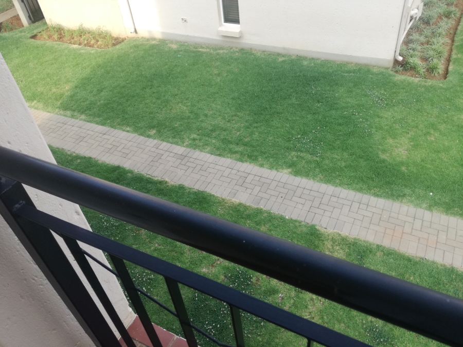1 Bedroom Property for Sale in Klippoortje Gauteng