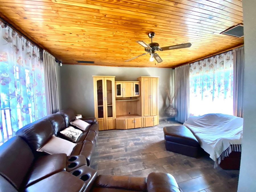 3 Bedroom Property for Sale in Greenhills Gauteng