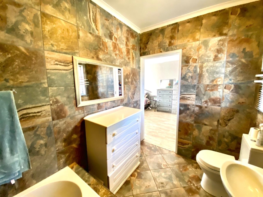 3 Bedroom Property for Sale in Greenhills Gauteng