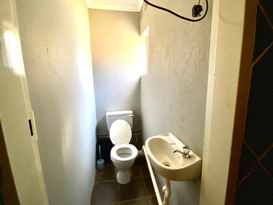 3 Bedroom Property for Sale in Greenhills Gauteng