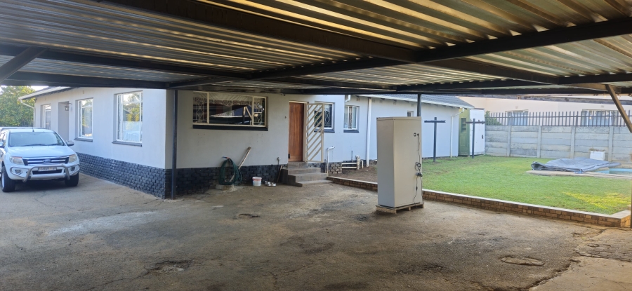 3 Bedroom Property for Sale in Greenhills Gauteng