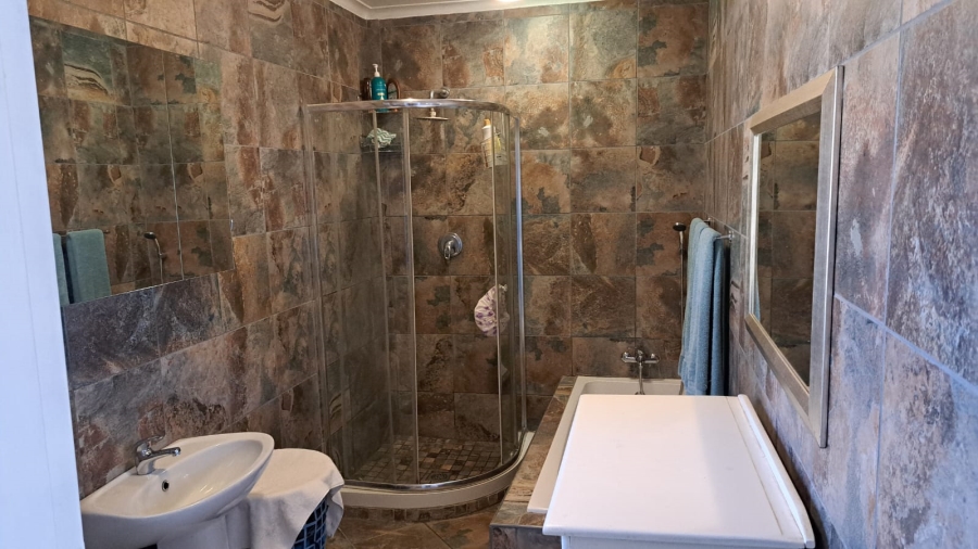 3 Bedroom Property for Sale in Greenhills Gauteng