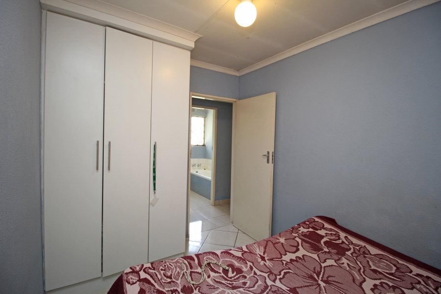 3 Bedroom Property for Sale in Corlett Gardens Gauteng