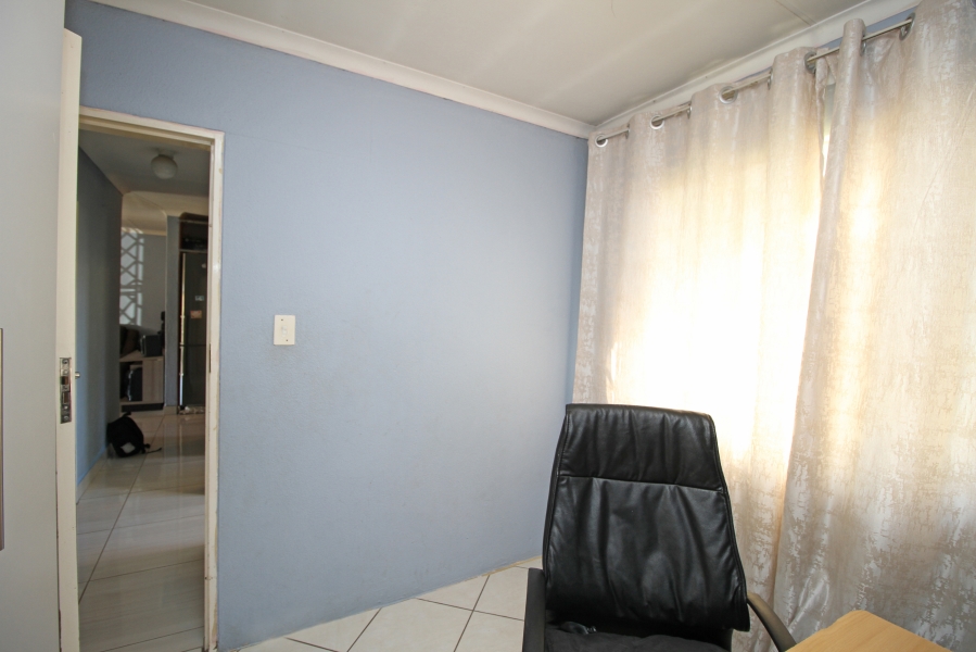 3 Bedroom Property for Sale in Corlett Gardens Gauteng