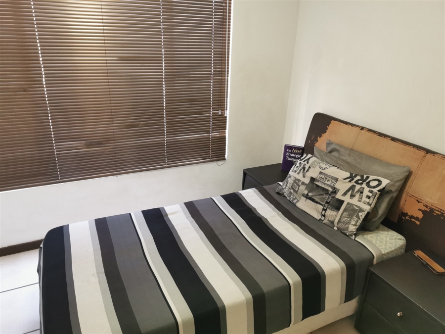 2 Bedroom Property for Sale in Dorandia Gauteng