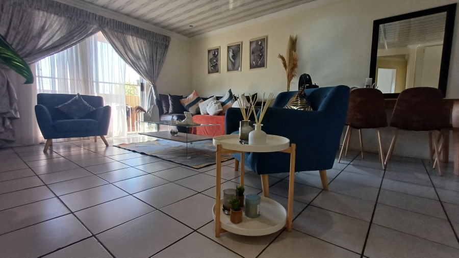 2 Bedroom Property for Sale in Dorandia Gauteng