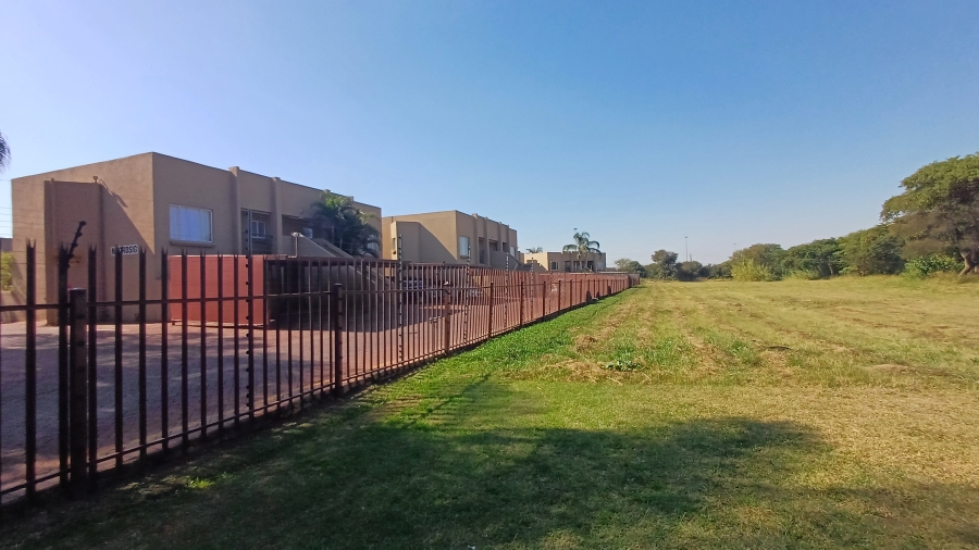2 Bedroom Property for Sale in Dorandia Gauteng