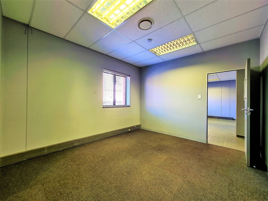 To Let commercial Property for Rent in Ruimsig Gauteng