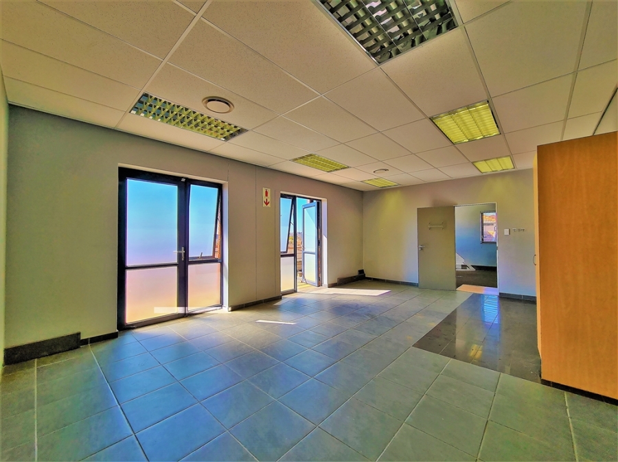 To Let commercial Property for Rent in Ruimsig Gauteng