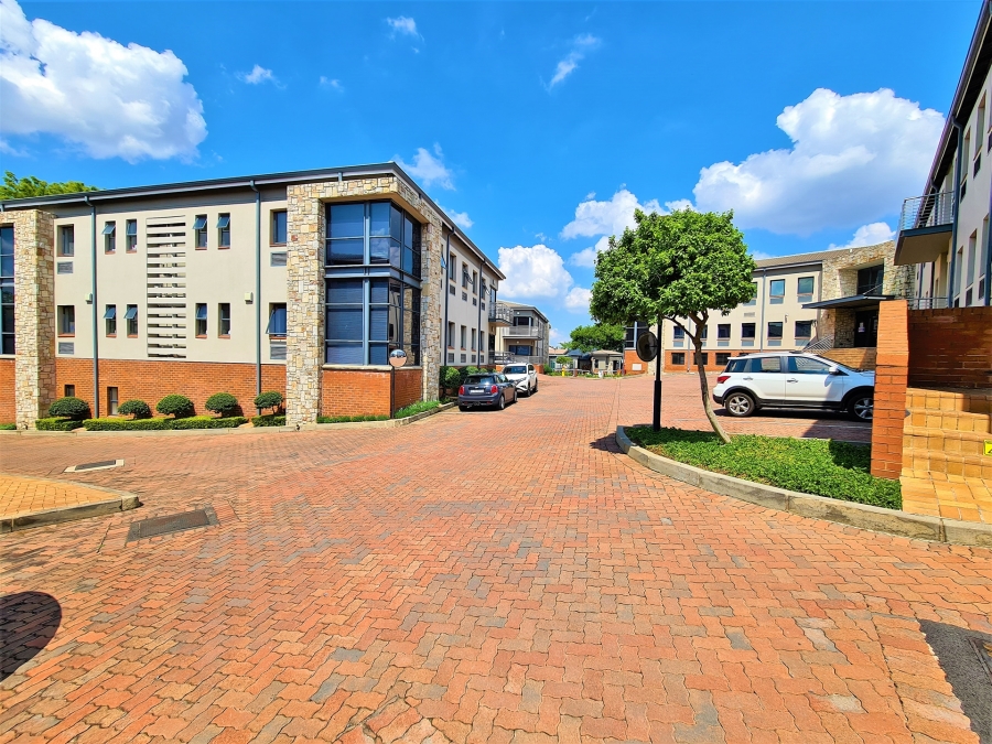 To Let commercial Property for Rent in Fourways Gauteng