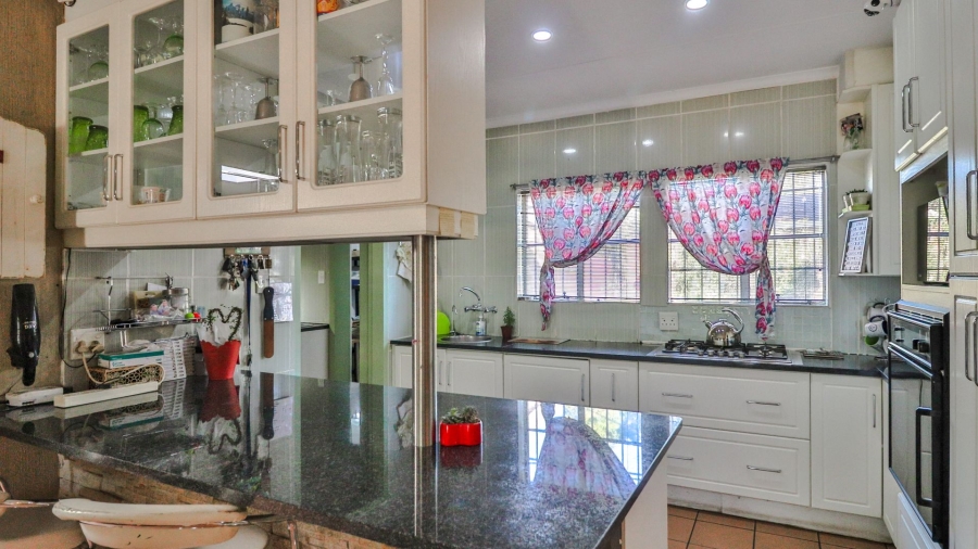 4 Bedroom Property for Sale in Montana Gauteng