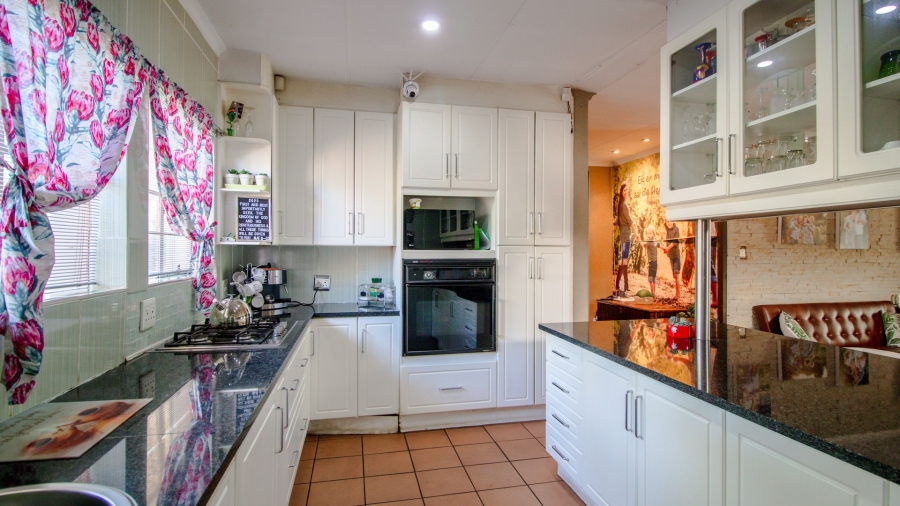 4 Bedroom Property for Sale in Montana Gauteng