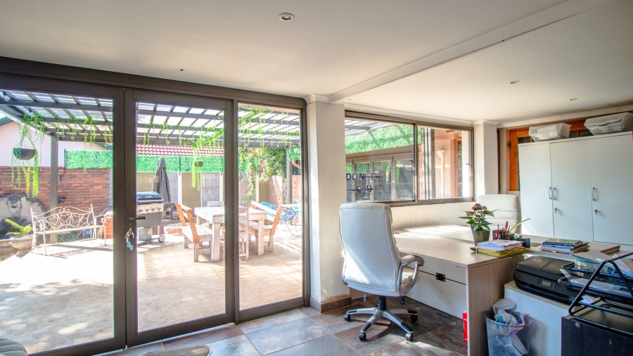 4 Bedroom Property for Sale in Montana Gauteng