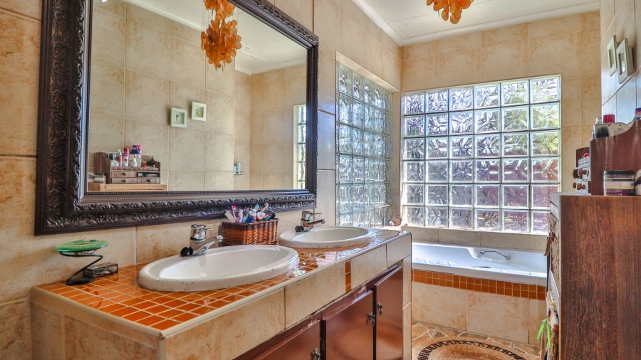 4 Bedroom Property for Sale in Montana Gauteng