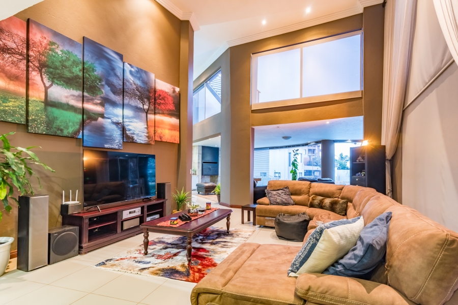 5 Bedroom Property for Sale in Noordheuwel Gauteng