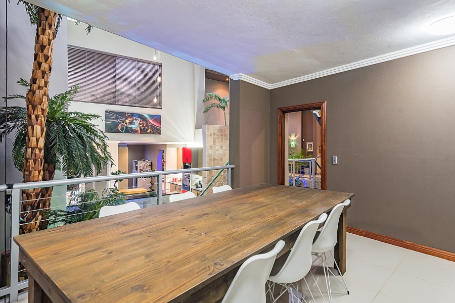 5 Bedroom Property for Sale in Noordheuwel Gauteng