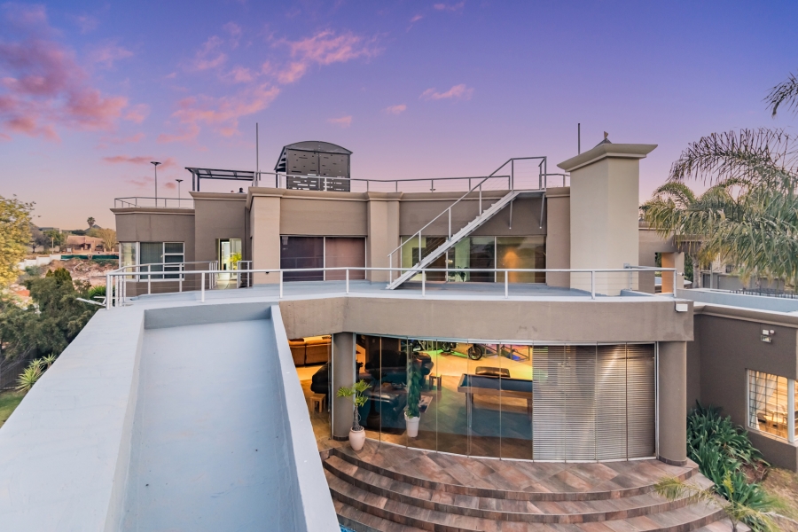 5 Bedroom Property for Sale in Noordheuwel Gauteng