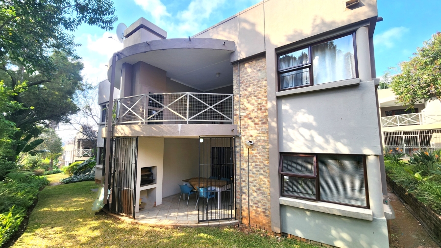 2 Bedroom Property for Sale in Garsfontein Gauteng