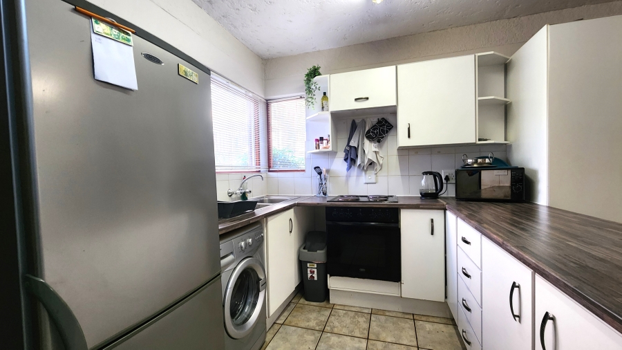 2 Bedroom Property for Sale in Garsfontein Gauteng
