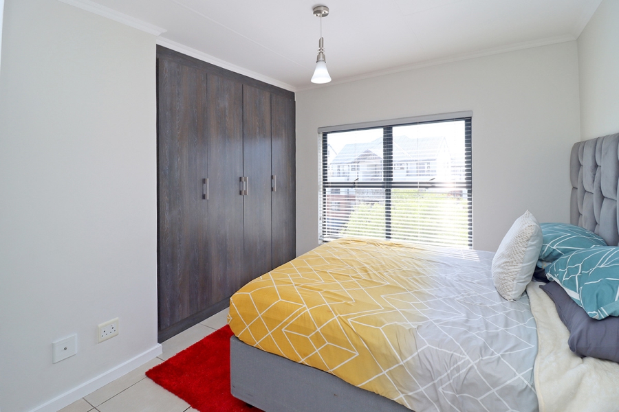 2 Bedroom Property for Sale in Greenstone Hill Gauteng