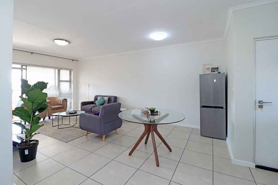 2 Bedroom Property for Sale in Greenstone Hill Gauteng