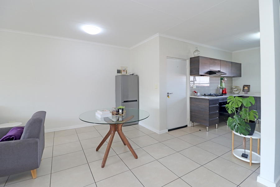 2 Bedroom Property for Sale in Greenstone Hill Gauteng