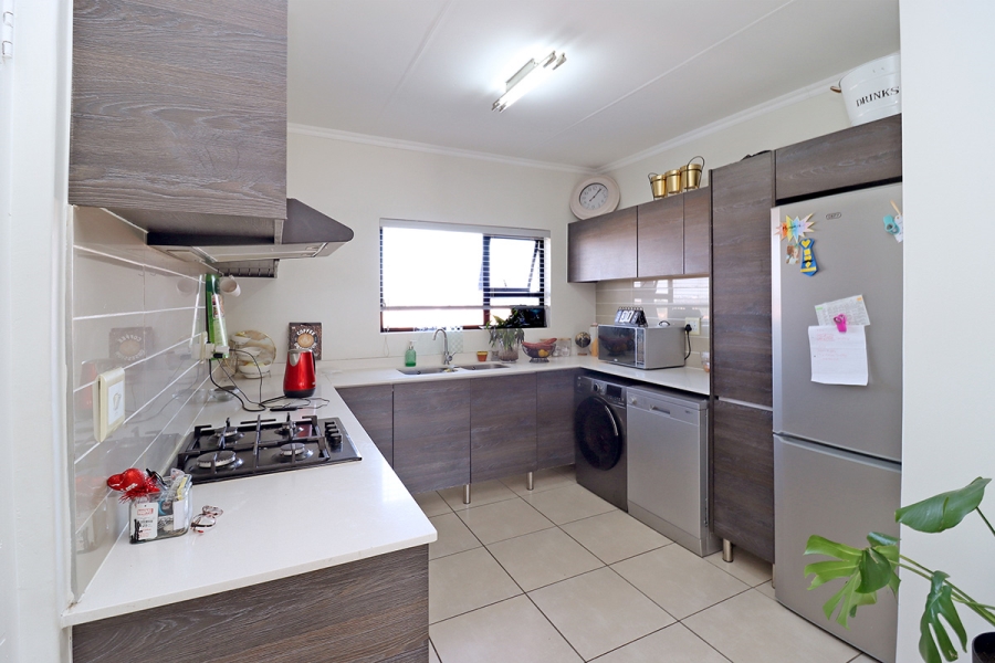 2 Bedroom Property for Sale in Greenstone Hill Gauteng