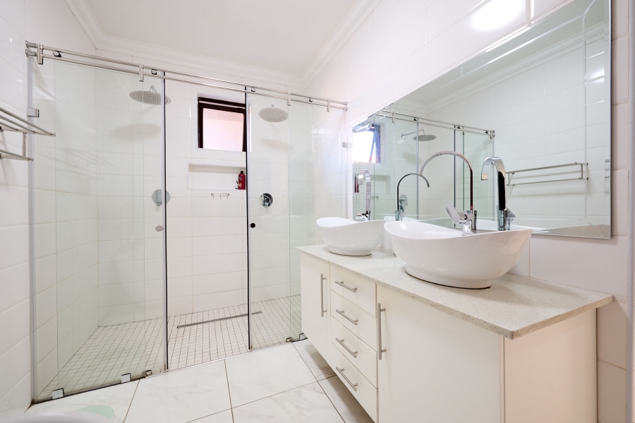 5 Bedroom Property for Sale in Summerset Gauteng
