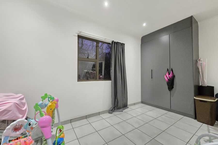 To Let 2 Bedroom Property for Rent in Lakefield Gauteng