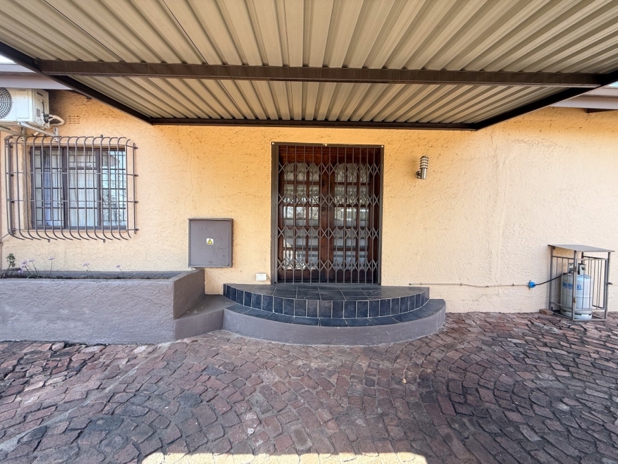 3 Bedroom Property for Sale in Kensington B Gauteng