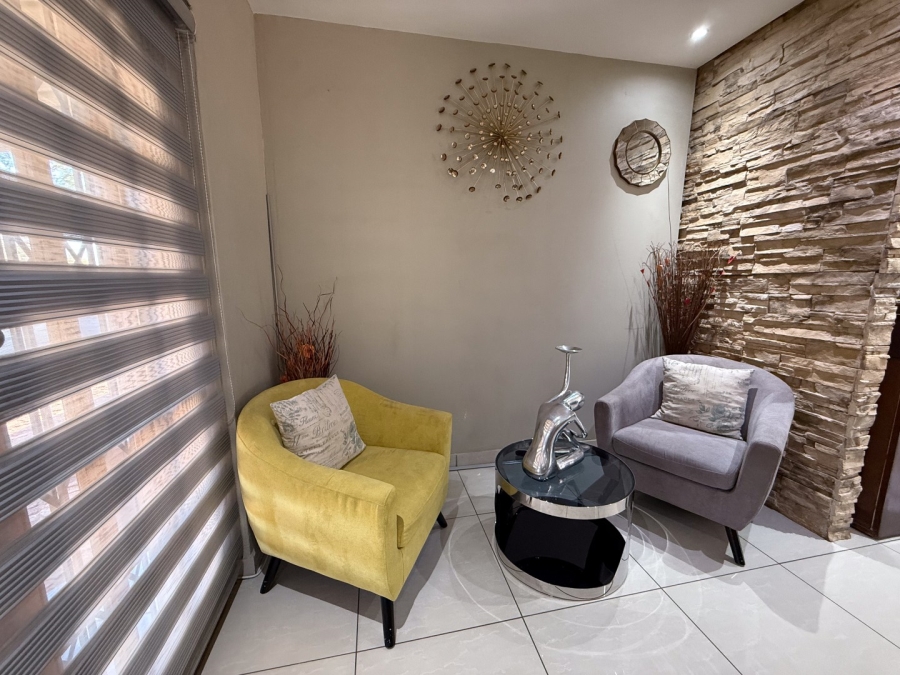 3 Bedroom Property for Sale in Kensington B Gauteng