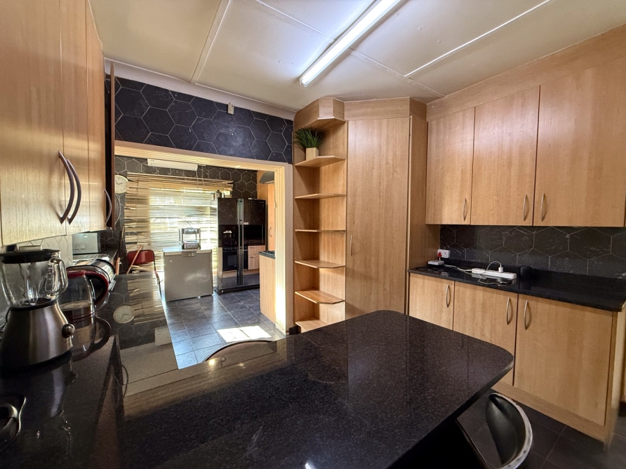 3 Bedroom Property for Sale in Kensington B Gauteng