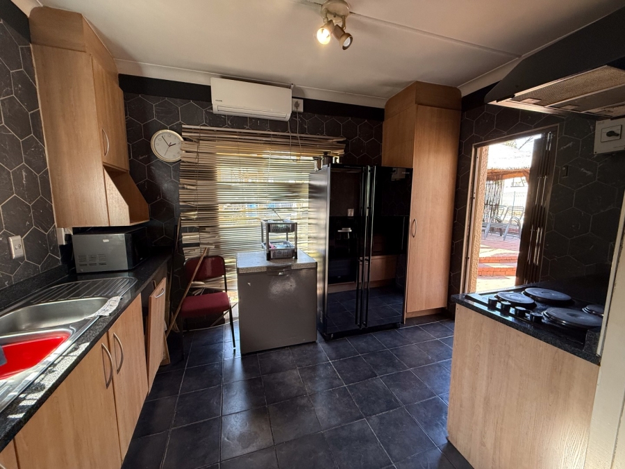 3 Bedroom Property for Sale in Kensington B Gauteng