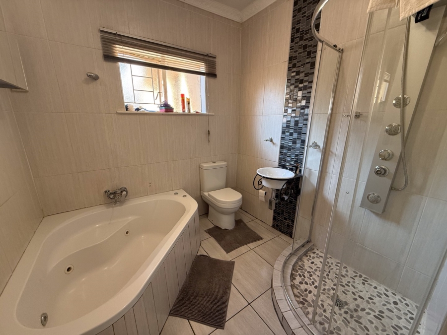 3 Bedroom Property for Sale in Kensington B Gauteng