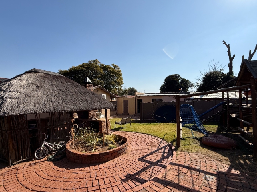 3 Bedroom Property for Sale in Kensington B Gauteng