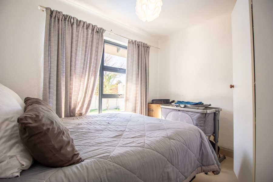 4 Bedroom Property for Sale in Bloubosrand Gauteng