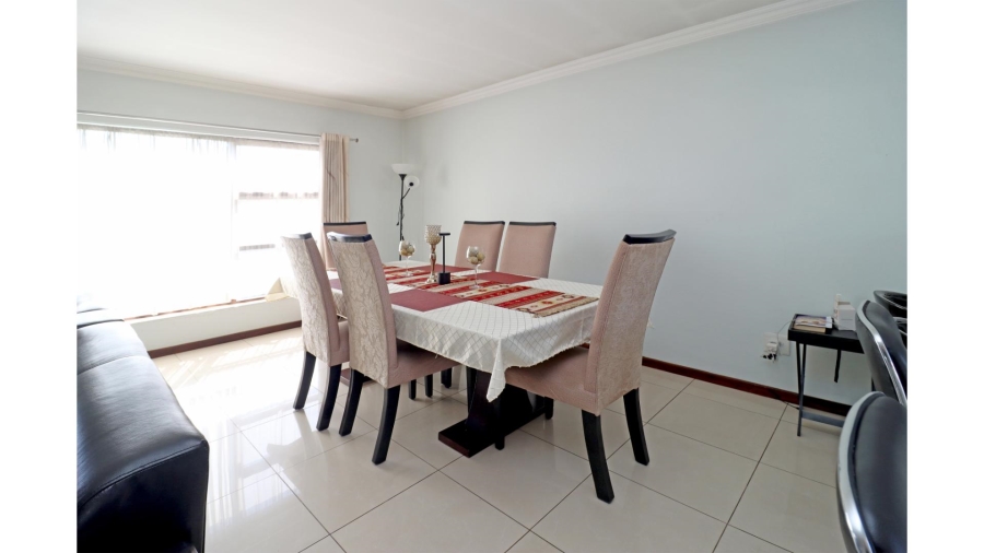 3 Bedroom Property for Sale in Barbeque Downs Gauteng