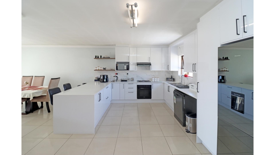 3 Bedroom Property for Sale in Barbeque Downs Gauteng